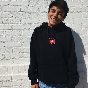 Meet your Posher, Logan